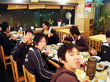 香川県選手団高校生夕食